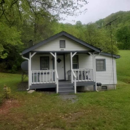 Cute Little Cabin Topton Exterior foto